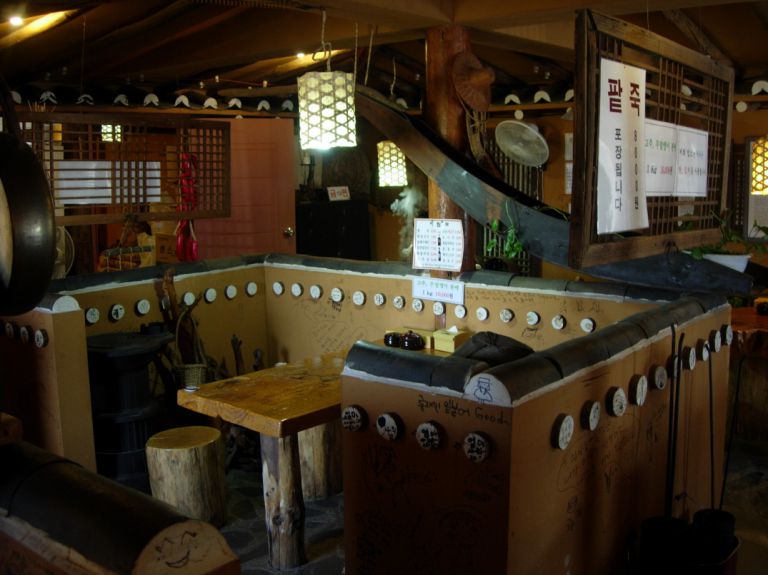 문호리팥죽 내부전경입니다. 