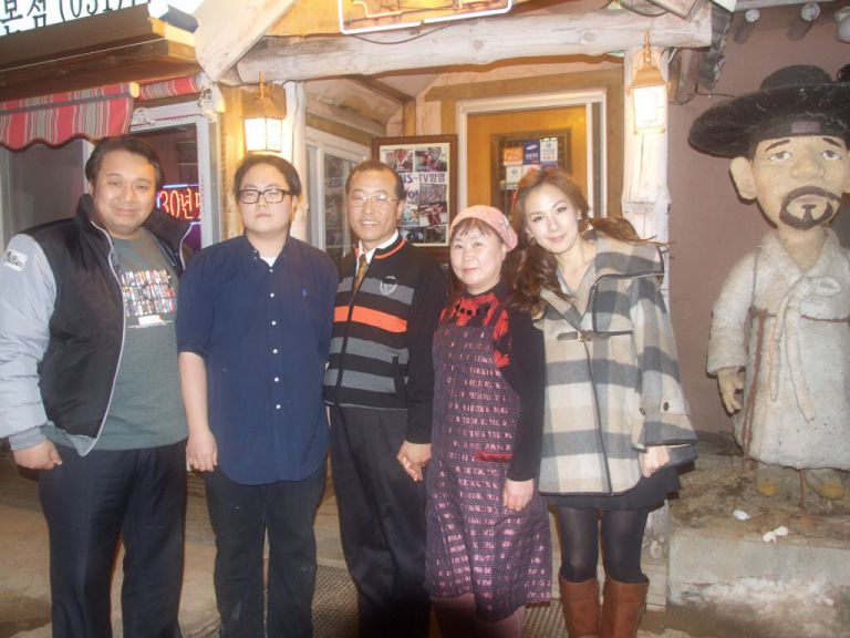 MBC 찾아라 맛있는 TV 박철, 채연이 문호리 팥죽에 방문하였습니다. 